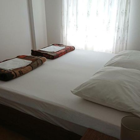 Apartman Kursar Srima Luaran gambar
