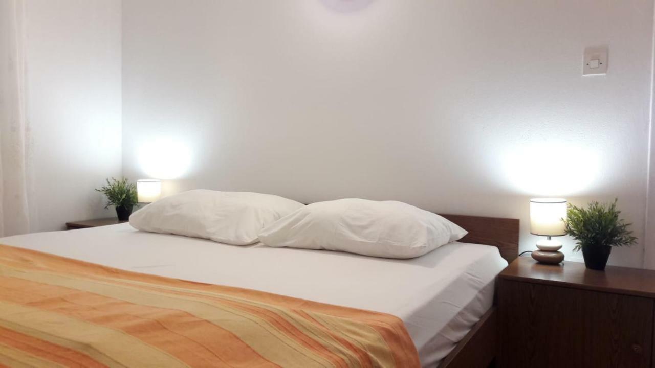 Apartman Kursar Srima Luaran gambar